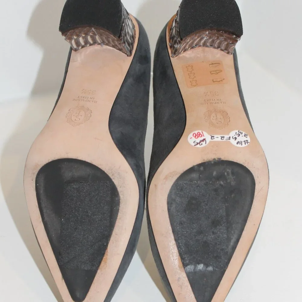 REDUCED Sarah Flint EMMA Gray Suede Closed Toe None Classic Pumps Shoes 35.5